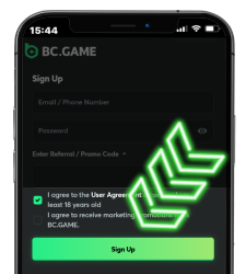 Agree T&C checkbox and Sign Up button in BC Game iOS app.